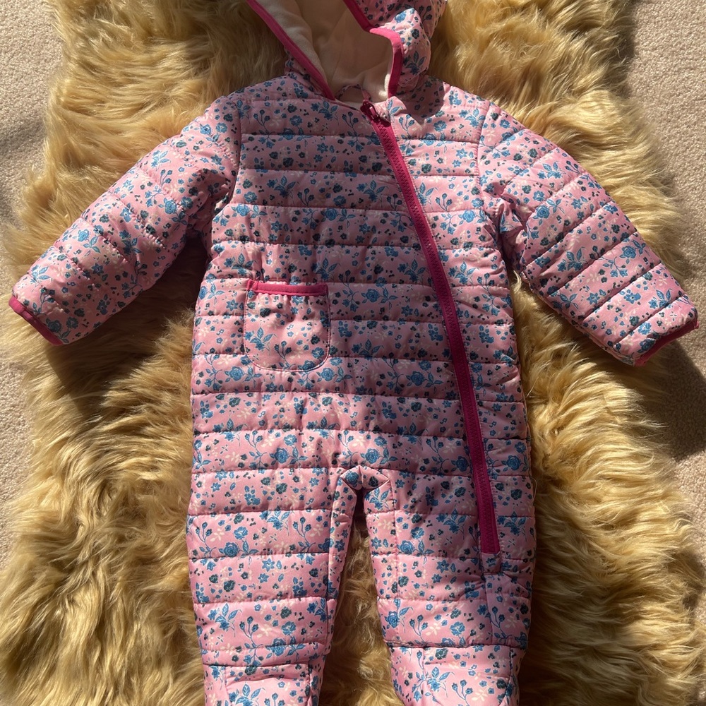 Baby girl printed snowsuit Size 3/6 M